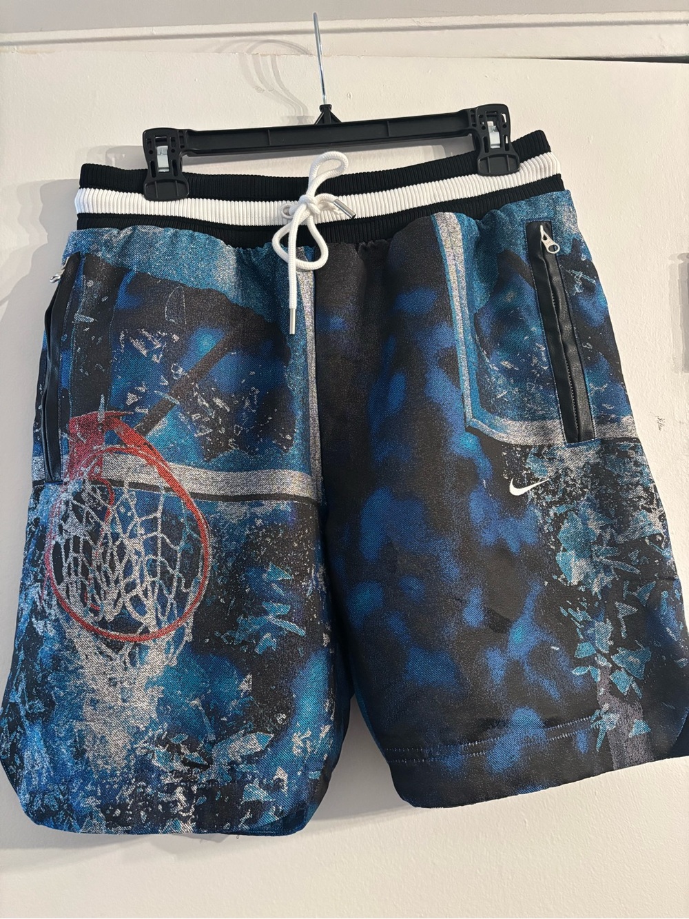 Nike Blue & Black Basketball Graphic Dri Fit DNA Shorts Red Hoop graphic  rare